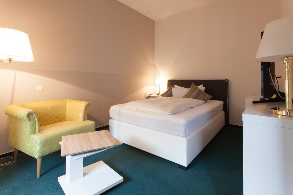 Hotel Am Grudenberg Halberstadt Eksteriør bilde